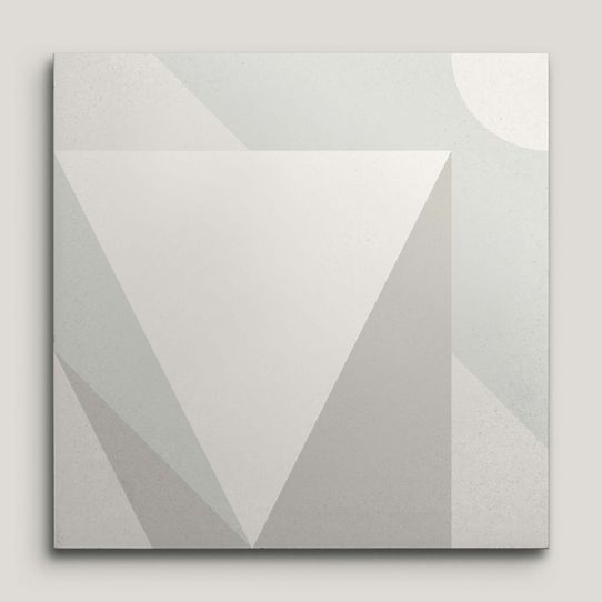 {mediaElement.orig inalResource.alternative}