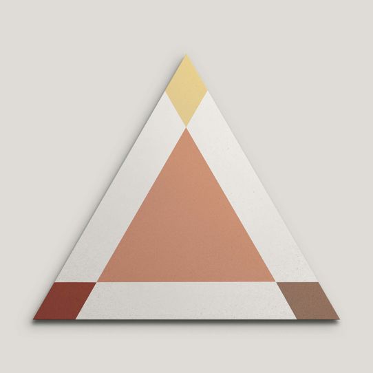 {mediaElement.orig inalResource.alternative}