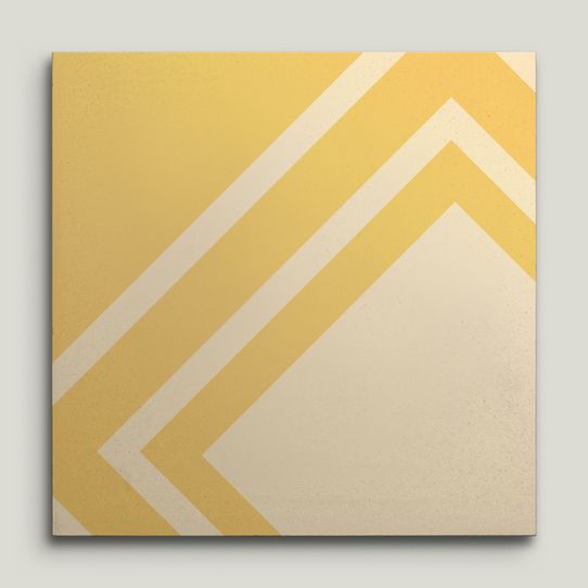 {mediaElement.orig inalResource.alternative}