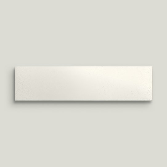 {mediaElement.orig inalResource.alternative}