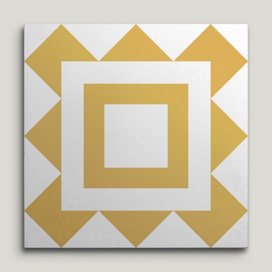 {mediaElement.orig inalResource.alternative}