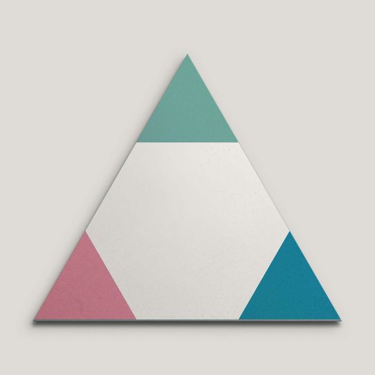 {mediaElement.orig inalResource.alternative}