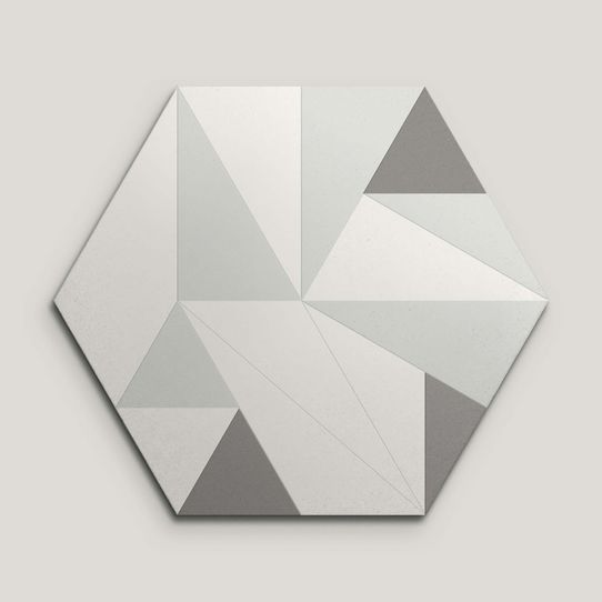 {mediaElement.orig inalResource.alternative}