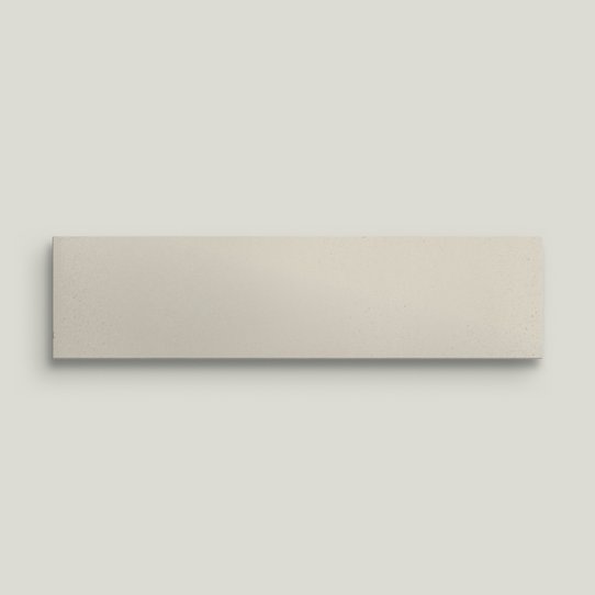 {mediaElement.orig inalResource.alternative}