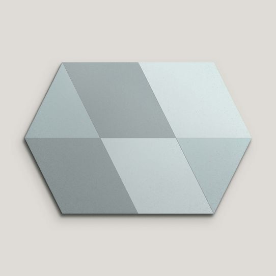 {mediaElement.orig inalResource.alternative}