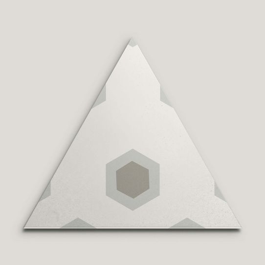 {mediaElement.orig inalResource.alternative}