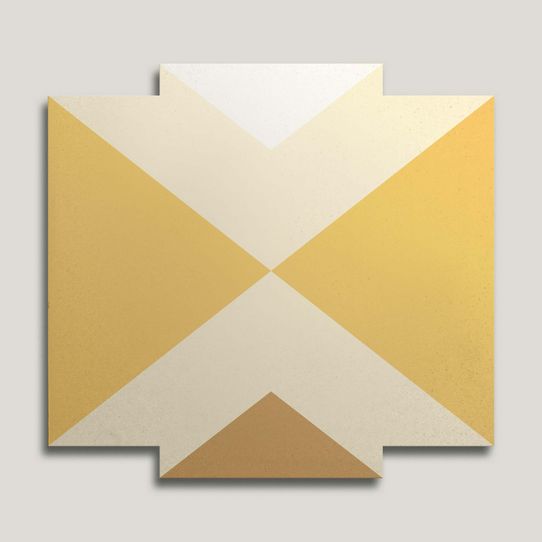 {mediaElement.orig inalResource.alternative}