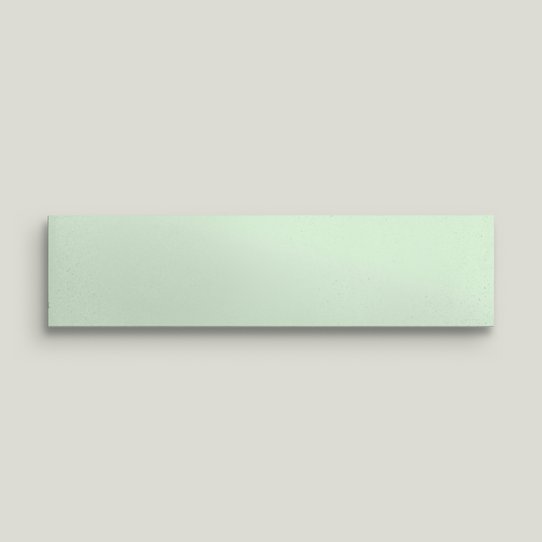 {mediaElement.orig inalResource.alternative}