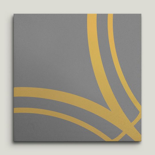 {mediaElement.orig inalResource.alternative}