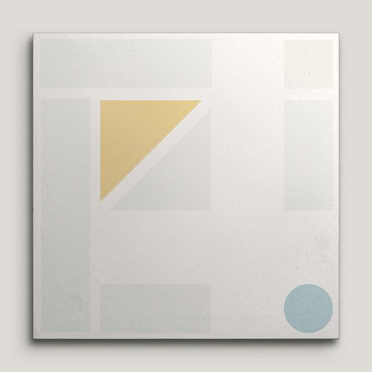 {mediaElement.orig inalResource.alternative}