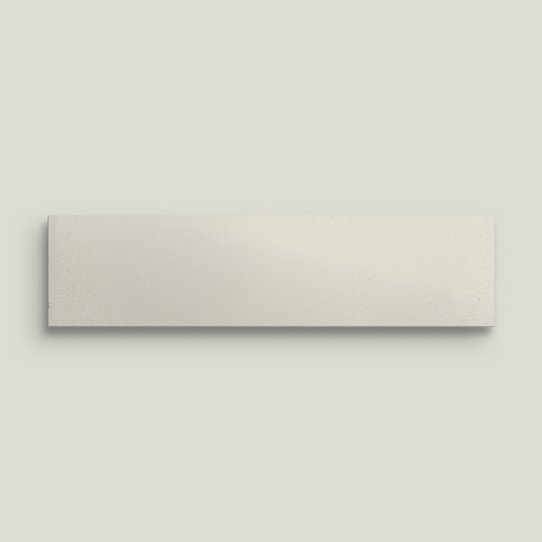 {mediaElement.orig inalResource.alternative}