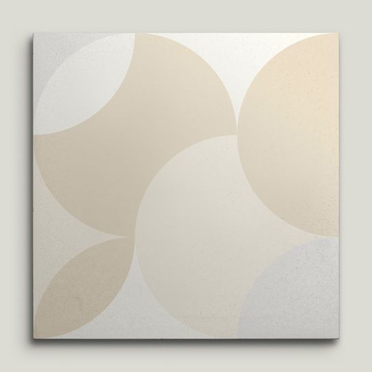 {mediaElement.orig inalResource.alternative}