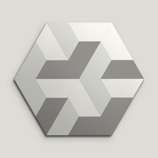 {mediaElement.orig inalResource.alternative}