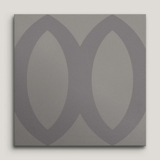 {mediaElement.orig inalResource.alternative}