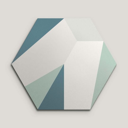 {mediaElement.orig inalResource.alternative}