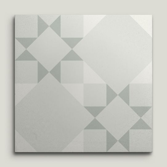 {mediaElement.orig inalResource.alternative}
