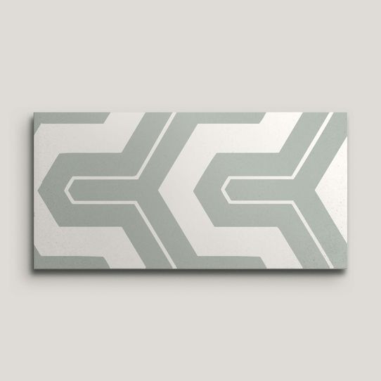{mediaElement.orig inalResource.alternative}