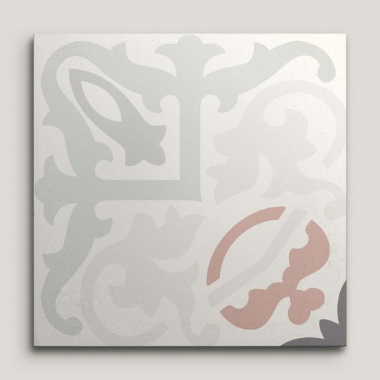 {mediaElement.orig inalResource.alternative}