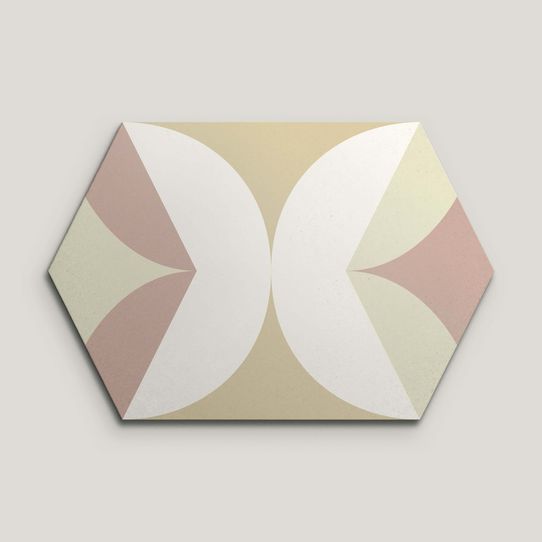{mediaElement.orig inalResource.alternative}
