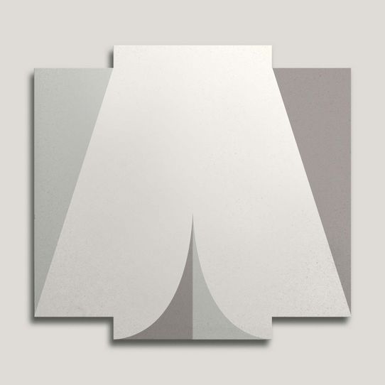 {mediaElement.orig inalResource.alternative}