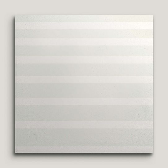 {mediaElement.orig inalResource.alternative}