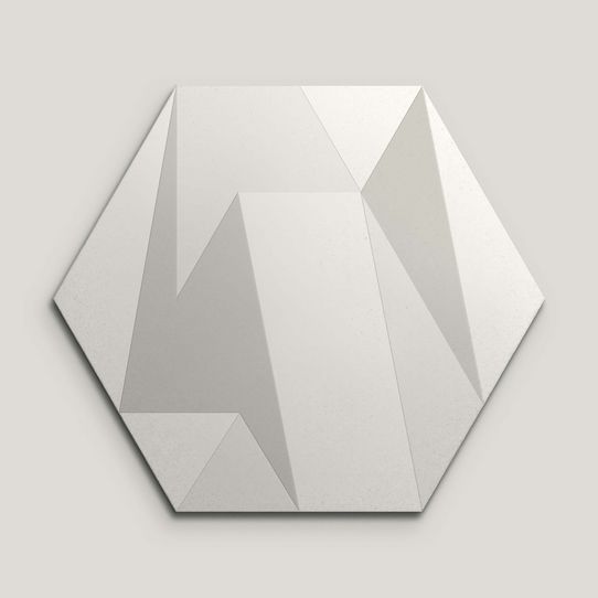 {mediaElement.orig inalResource.alternative}