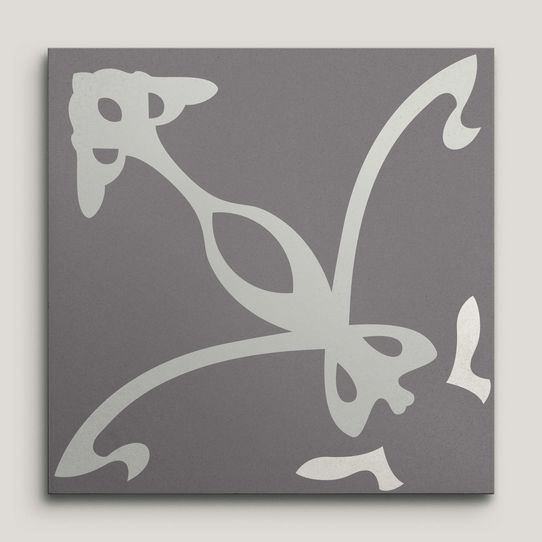 {mediaElement.orig inalResource.alternative}