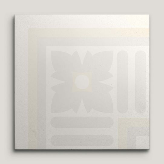 {mediaElement.orig inalResource.alternative}