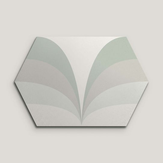 {mediaElement.orig inalResource.alternative}