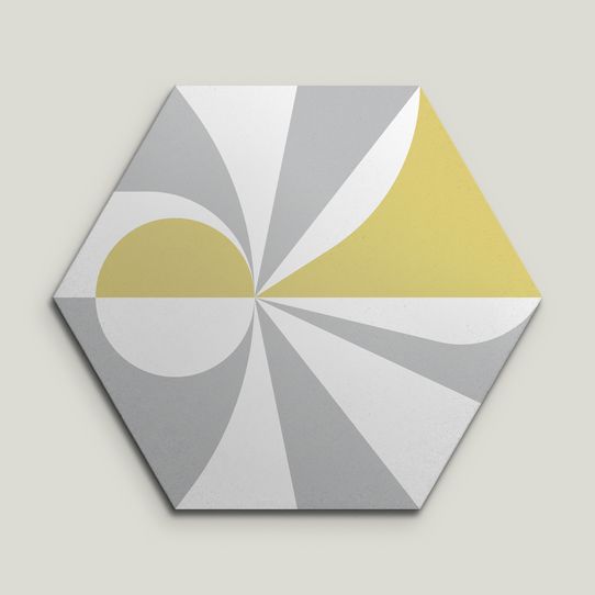{mediaElement.orig inalResource.alternative}
