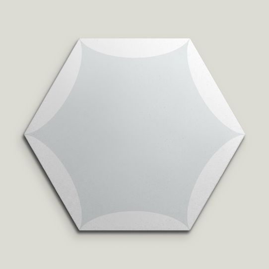 {mediaElement.orig inalResource.alternative}