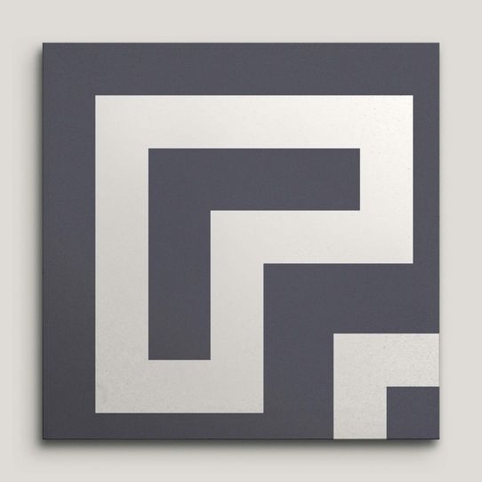 {mediaElement.orig inalResource.alternative}
