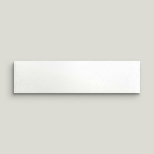 {mediaElement.orig inalResource.alternative}