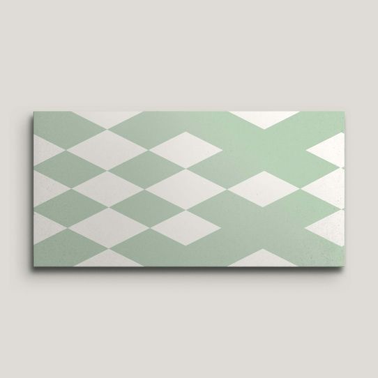 {mediaElement.orig inalResource.alternative}