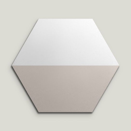 {mediaElement.orig inalResource.alternative}