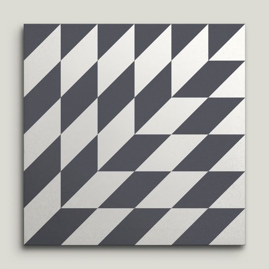 {mediaElement.orig inalResource.alternative}