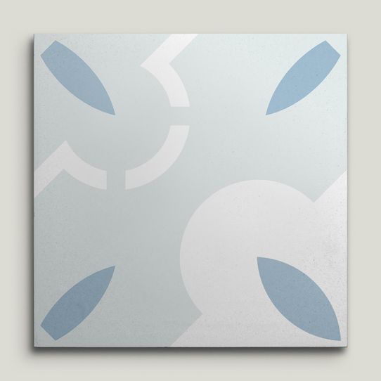 {mediaElement.orig inalResource.alternative}