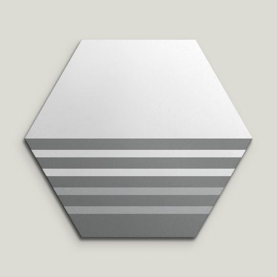 {mediaElement.orig inalResource.alternative}