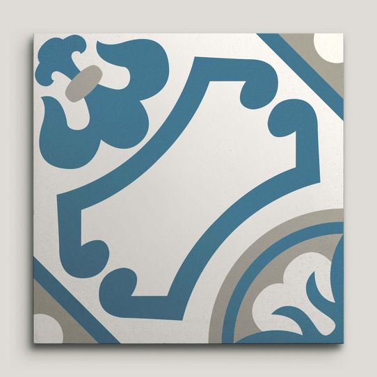 {mediaElement.orig inalResource.alternative}