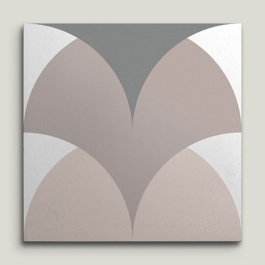 {mediaElement.orig inalResource.alternative}