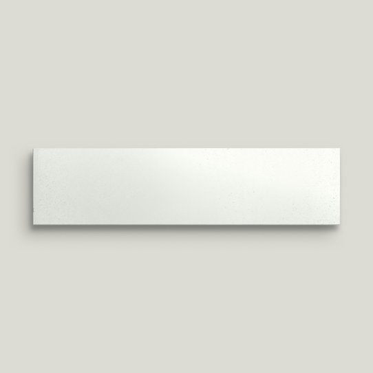 {mediaElement.orig inalResource.alternative}