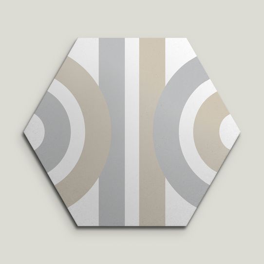 {mediaElement.orig inalResource.alternative}