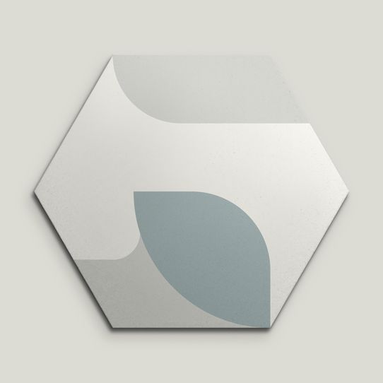 {mediaElement.orig inalResource.alternative}