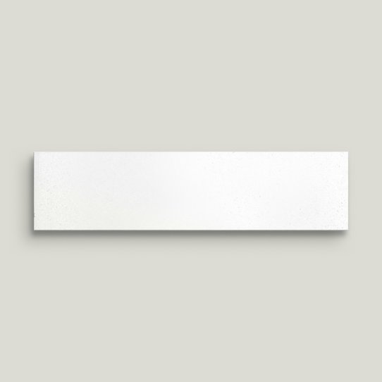 {mediaElement.orig inalResource.alternative}