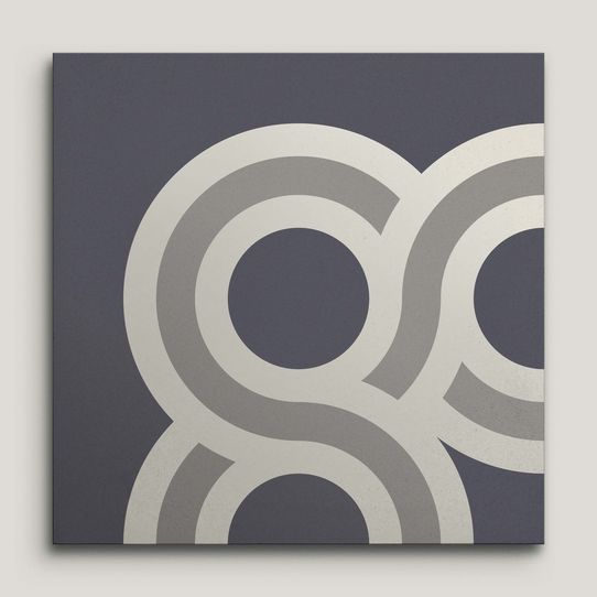 {mediaElement.orig inalResource.alternative}