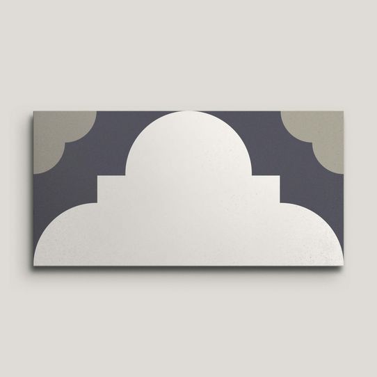 {mediaElement.orig inalResource.alternative}