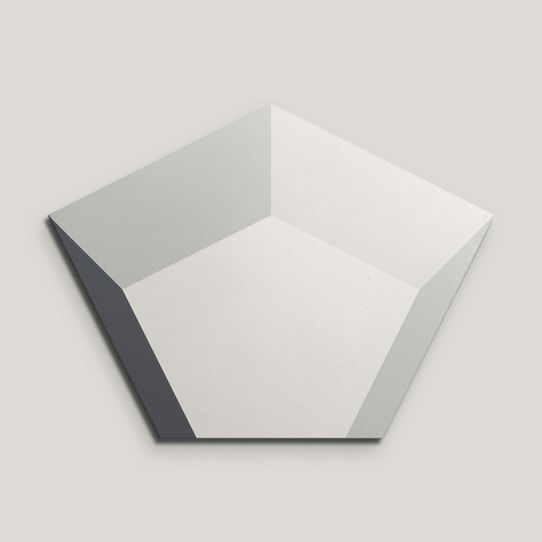{mediaElement.orig inalResource.alternative}